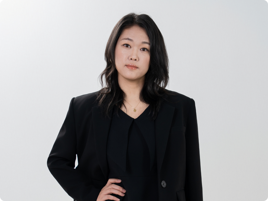 Elora Wang